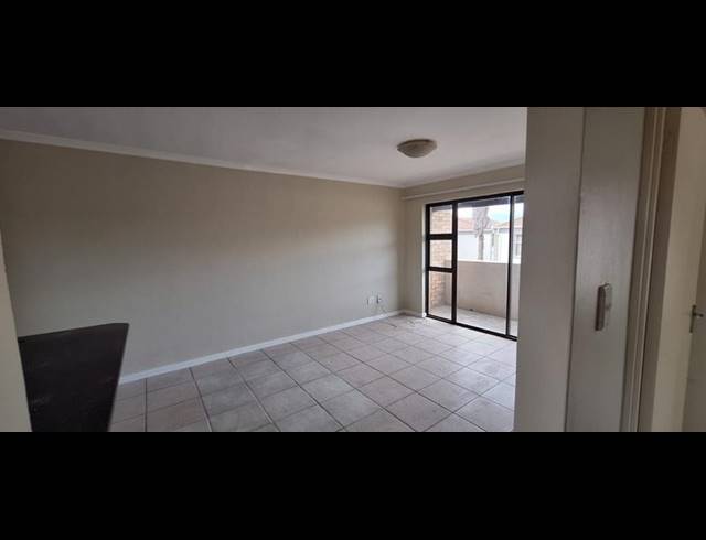 2 BEDROOM PROPERTY TO RENT IN GULDENLAND